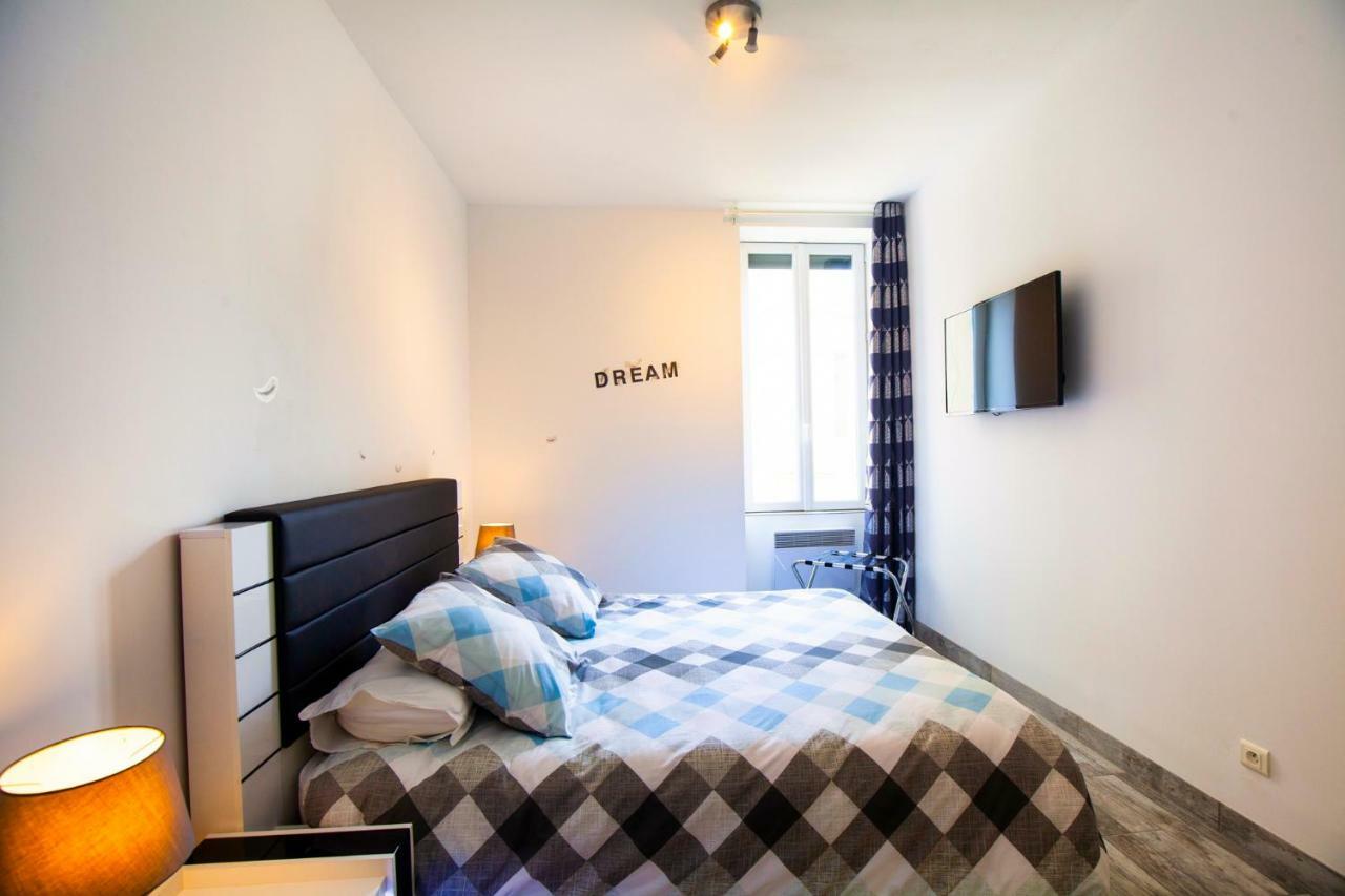 *Dolce Nimes - T2 Standing - Clim * Apartment Екстериор снимка